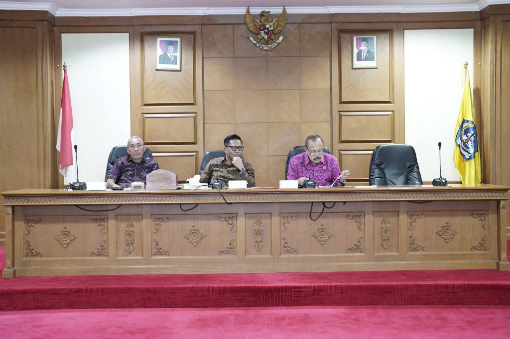Pansus DPRD Badung Matangkan Raperda Penyertaan Modal kepada PT Jamkrida Bali Mandara