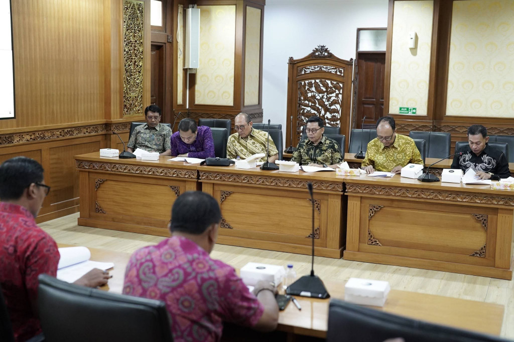 Rapat Lanjutan Pansus, Matangkan Rancangan Tata Beracara Badan Kehormatan DPRD Badung