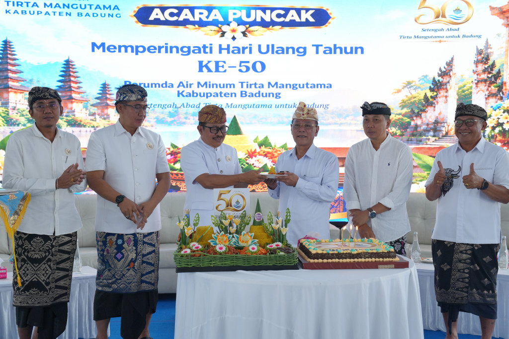 SETENGAH ABAD TIRTA MANGUTAMA: GELAR SARASEHAN PELAYANAN PUBLIK, PERKUAT SINERGI DAN CARI SOLUSI TANTANGAN AIR MINUM DI BADUNG